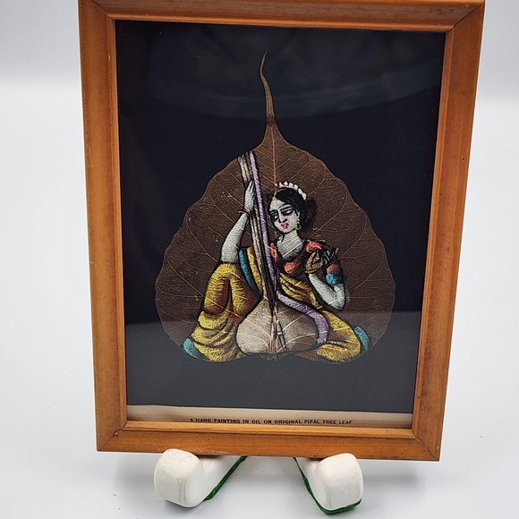 Vintage Hand Painted Oil Painting Woman On Pipal Tree Leaf Peepal India - Picture 5 of 5